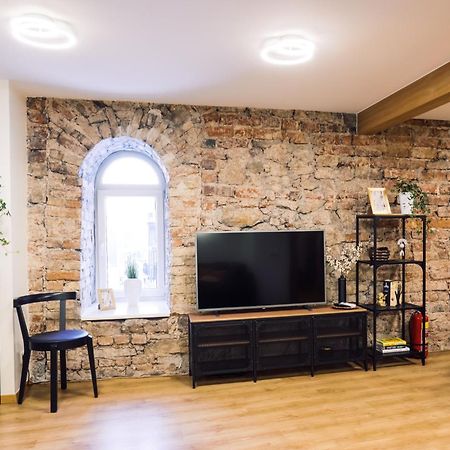 Rothko Apartment/8 Guests/4Bedrooms/Riga Old Town Экстерьер фото