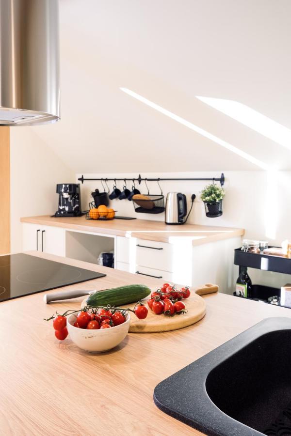 Rothko Apartment/8 Guests/4Bedrooms/Riga Old Town Экстерьер фото