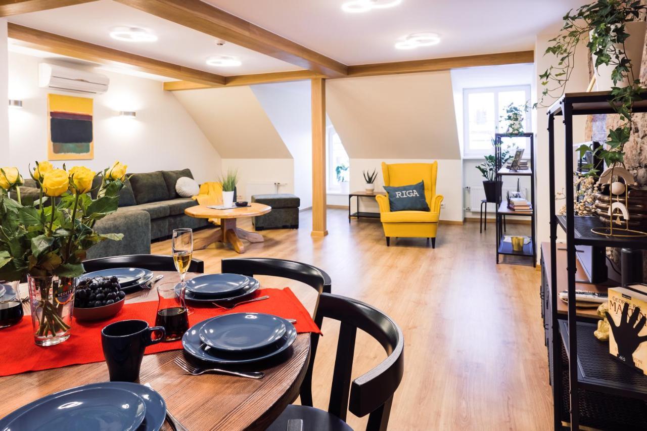 Rothko Apartment/8 Guests/4Bedrooms/Riga Old Town Экстерьер фото