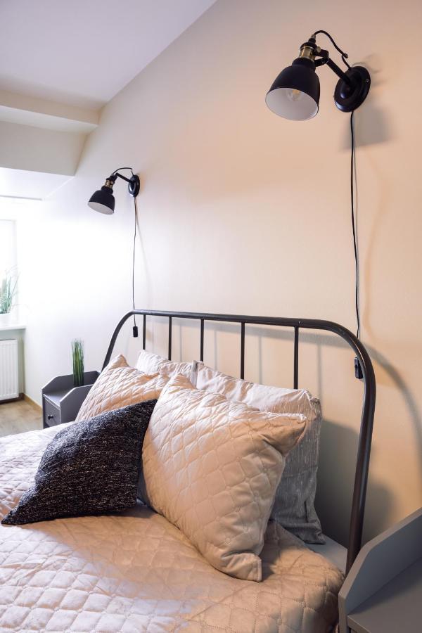 Rothko Apartment/8 Guests/4Bedrooms/Riga Old Town Экстерьер фото